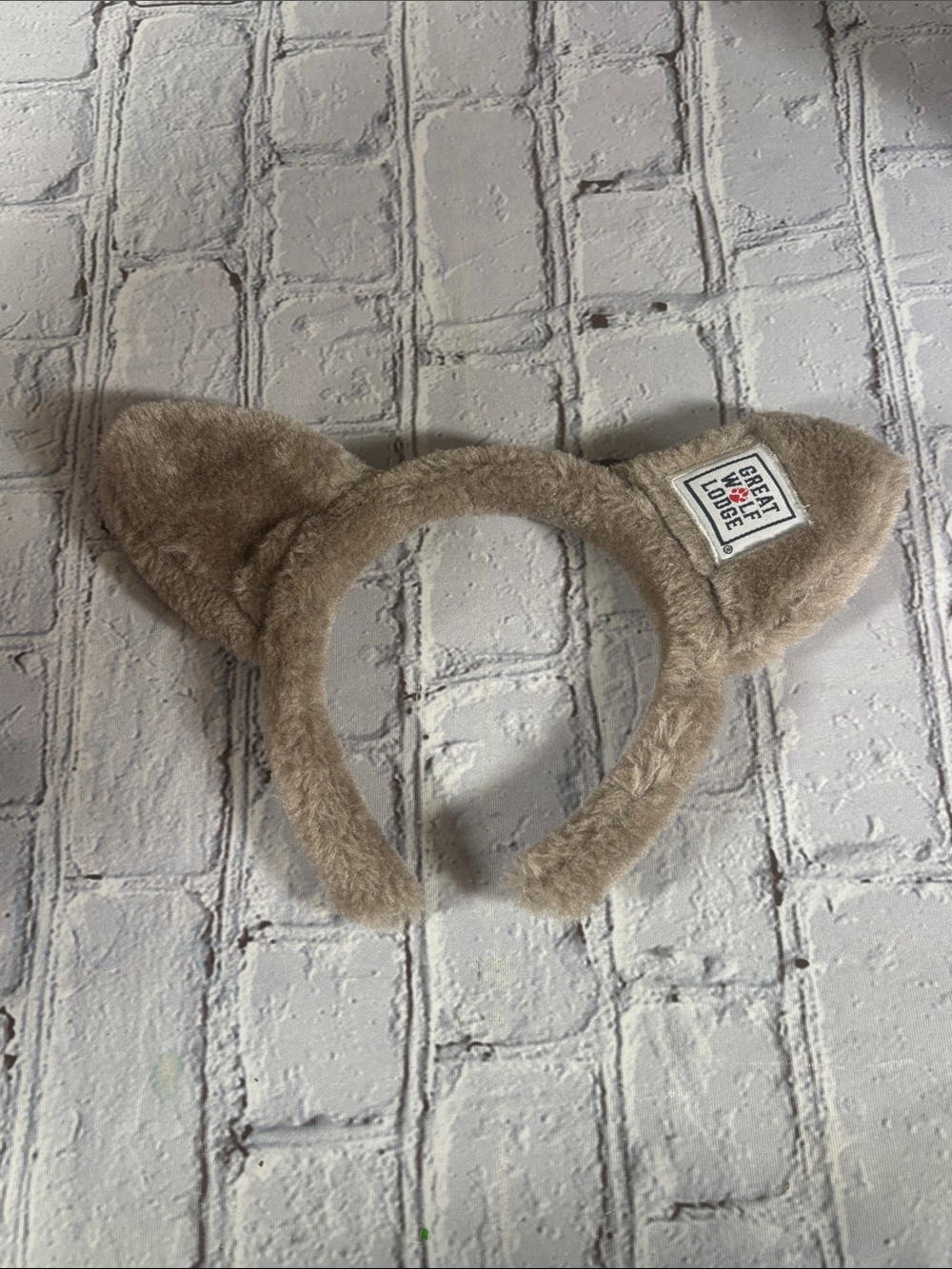 Great Wolf Lodge Ears Headband Gray - Picture 2 of 6